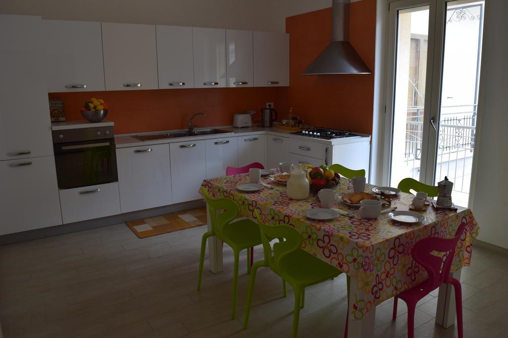 Apartamento Casa Vacanza Comfort Ceglie Messapica Exterior foto